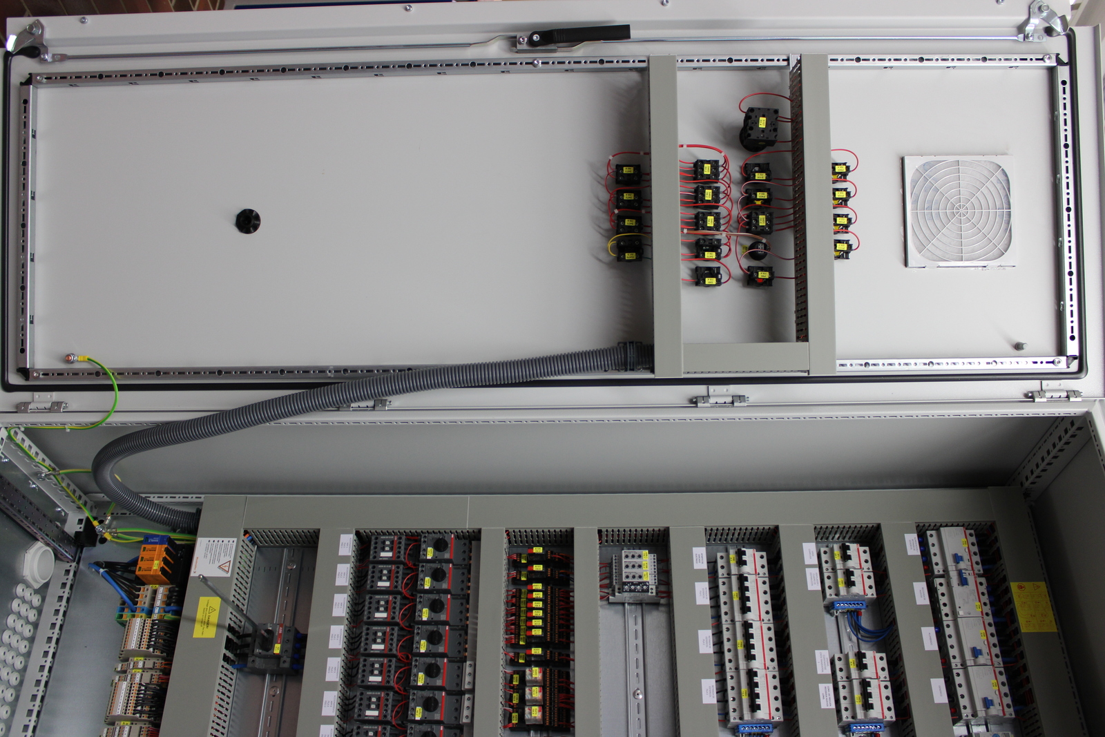 Control cabinet Granja Avicola el Valle